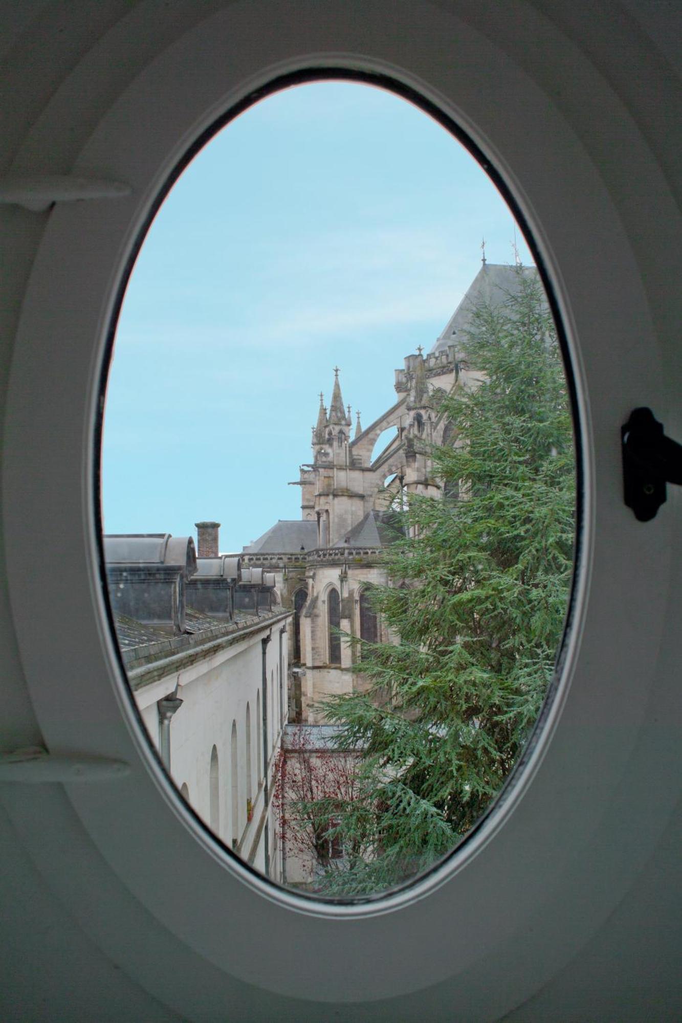 Le Saint Nicolas Troyes Esterno foto